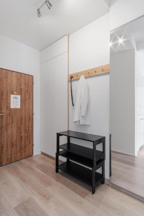 Days - Minimalist Flat - Trendy Karlin Apartmán